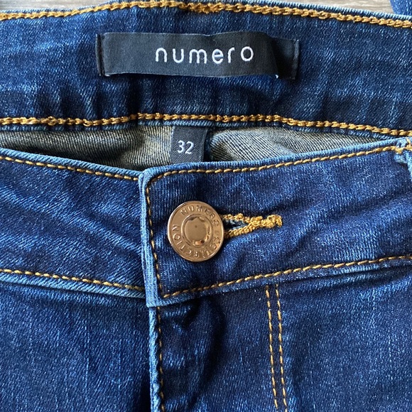 Numero Women's Hudson High Rise Flare Jeans - Picture 6 of 6